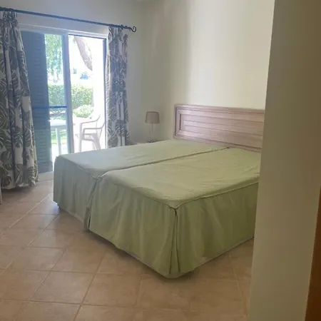 Lovely 2 Bedroom Inside A In