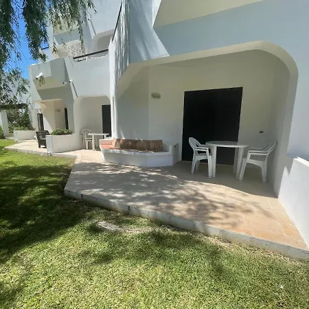 Lovely 2 Bedroom Inside A In